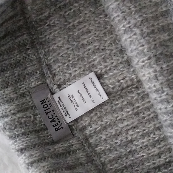 Reaction Kenneth Cole Neck Scarf - Picture 4 of 11